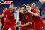UEFA Nations League - Momen Bersejarah Pemain Tertua dan Termuda Spanyol Kompak Juara